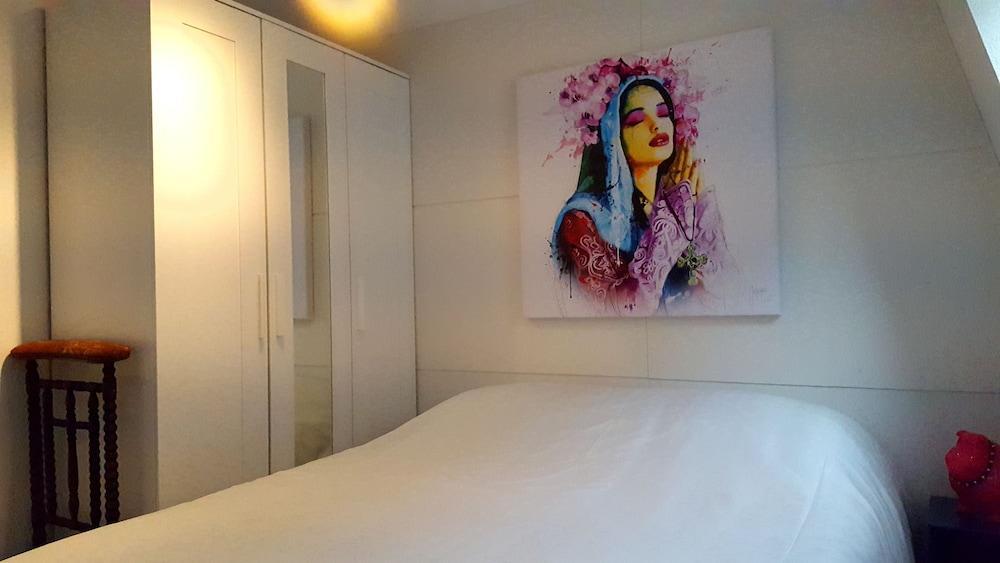 Les Appartements D'Alicia 오베르네 외부 사진