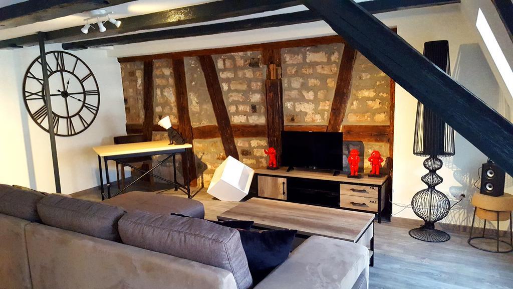 Les Appartements D'Alicia 오베르네 외부 사진