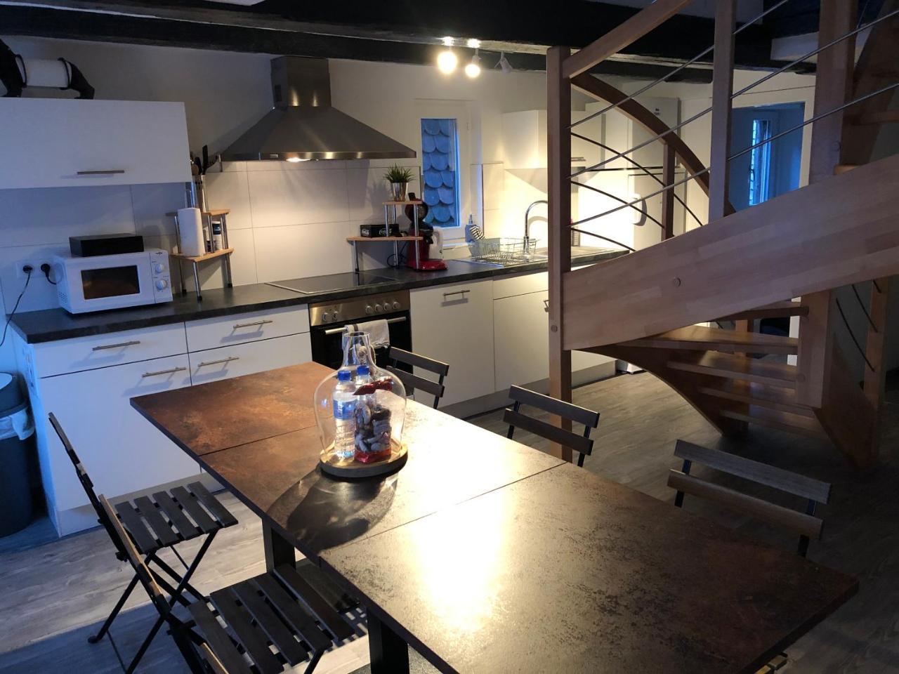 Les Appartements D'Alicia 오베르네 외부 사진